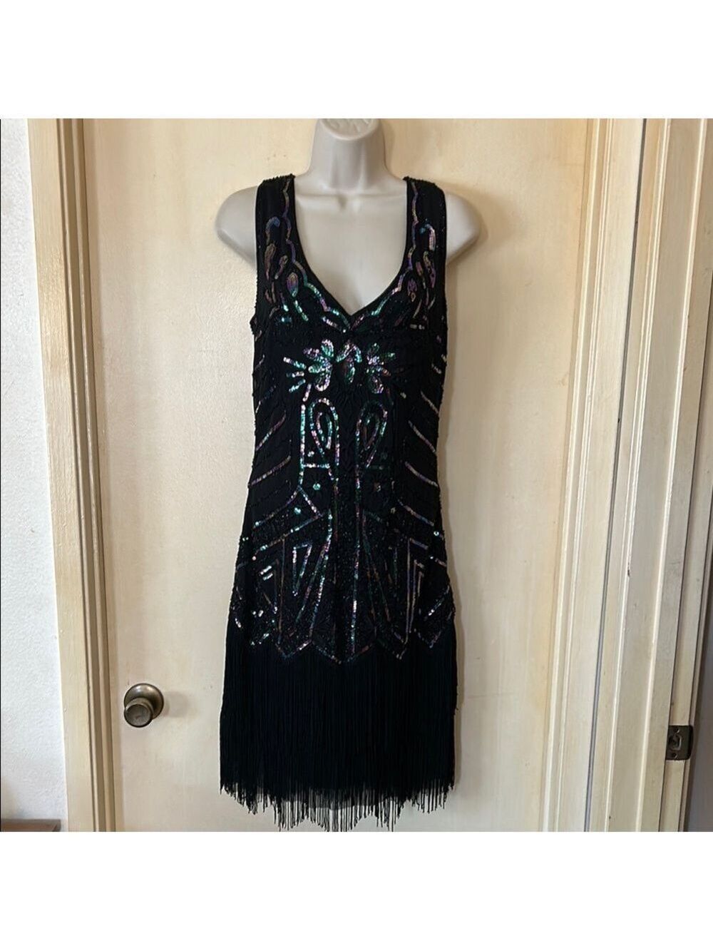 Babeyond black sequin 1920’s flapper dress size L NWT